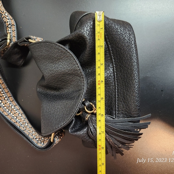 Small cute Kensie black classy purse - Picture 7 of 8